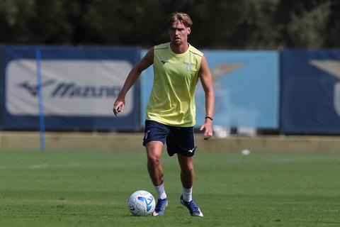 Kenneth Taylor zorgt voor ophef: voormalig speler van Ajax maakt ruzie met beroemde trainer
