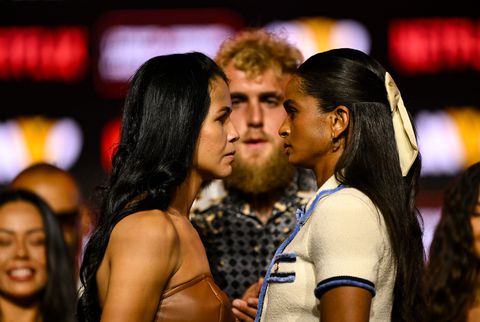 Intieme vraag van bokser Jake Paul (verloofde van Jutta Leerdam): 'Wil je het daar langer volhouden?'