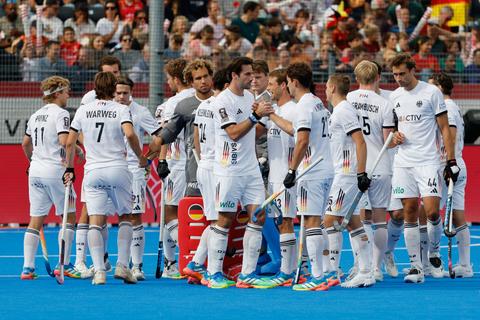 Tranen bij Spaanse hockeyers na finale WK hockey, Duitsland prolongeert titel