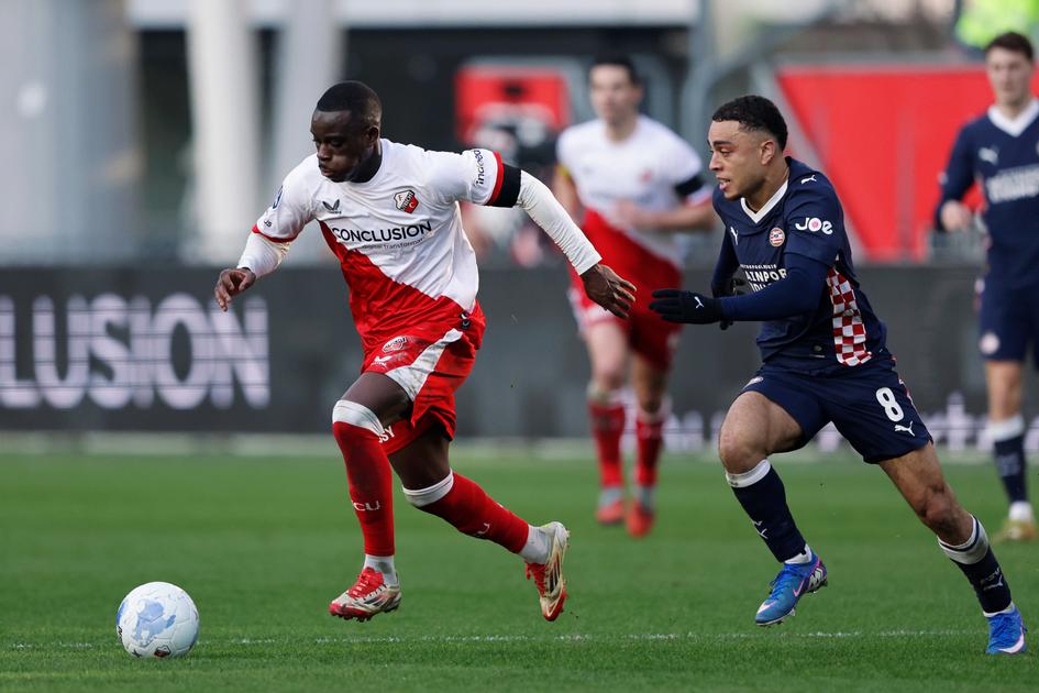 Live Eredivisie | PSV start met ongewijzigde basiself tegen FC Utrecht, Ajax na week rust weer in ac