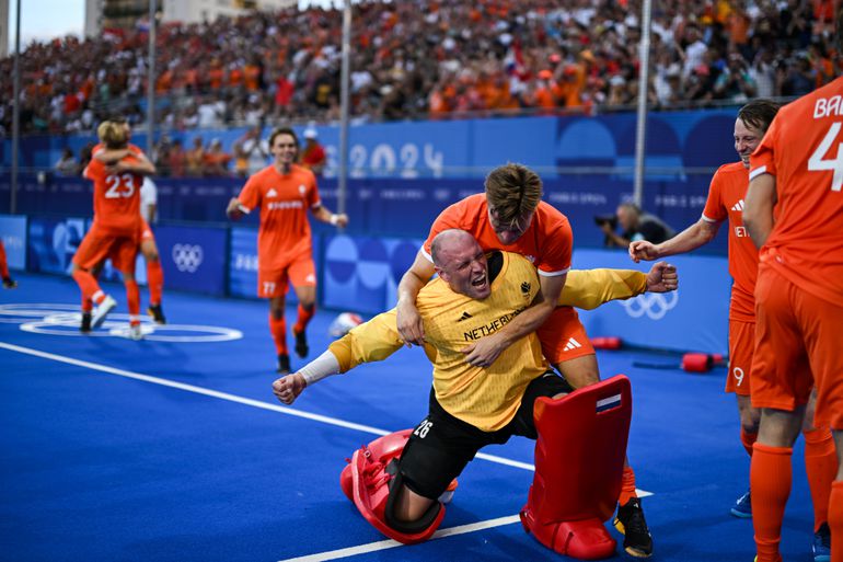 Gouden Nederlandse hockeyers van Parijs raken icoon kwijt: 'Om eerlijk te zijn, wist ik het in de finale al'