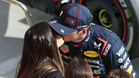 Kelly Piquet deelt intieme foto op speciale dag van haar vriend Max Verstappen
