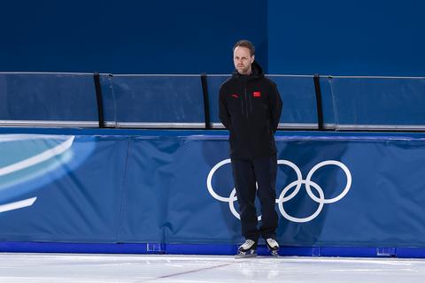 Schaatscoach Johan de Wit (47) teleurgesteld door KNSB: 'Jammer dat daar niet in meegedacht wordt'
