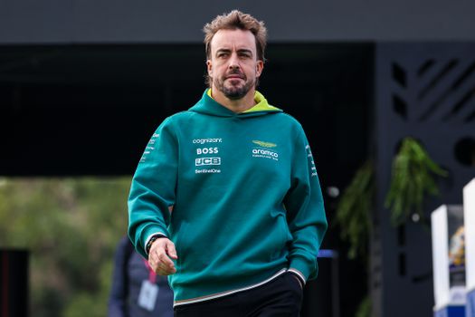 Fernando Alonso beleeft vervelende aanloop naar GP Brazilië: Spanjaard vliegt noodgedwongen terug naar Europa