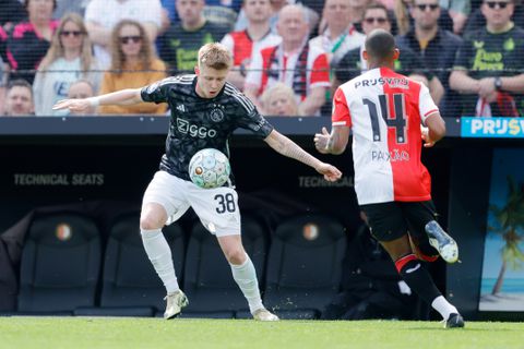 TV-gids: zo kijk je live naar de uitgestelde Klassieker Feyenoord - Ajax