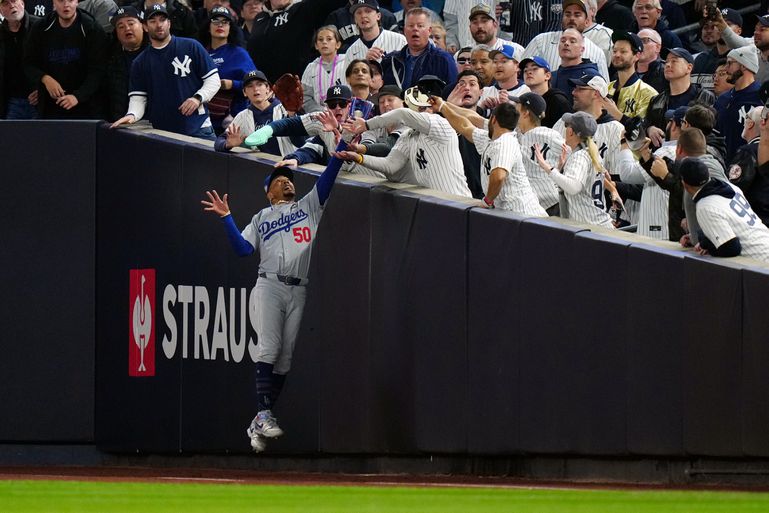 Bizarre beelden uit New York Yankees-stadion: 'Zoiets heb ik nog nooit gezien'