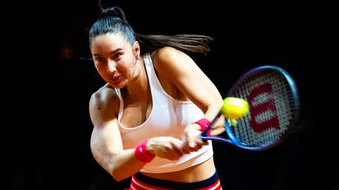 Veelbesproken tennisster doet boekje open over pikante ingreep: 'Natuurlijk zijn ze groot'