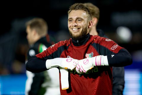 NEC-doelman Jasper Cillessen weerhoudt amateurs van grote stunt in KNVB Beker
