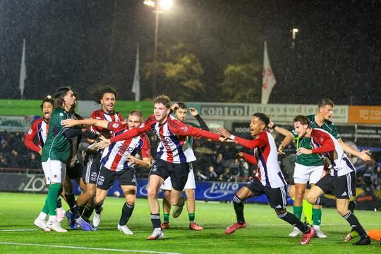 'Jongensdroom' bij amateurs Excelsior Maassluis na bekerstunt: 'Voor mij is het nog gaver'