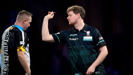 Kevin Doets teleurgesteld na uitschakeling op WK darts: 'Daarmee werd het nóg slechter'