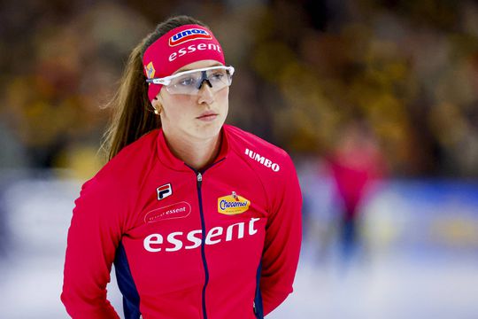 Suzanne Schulting pakt na emotioneel OKT meteen door: topschaatsster zorgt voor bijzondere terugkeer