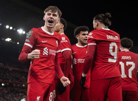 Liverpool-back Conor Bradley beleeft magische avond tegen Chelsea: betrokken bij drie doelpunten