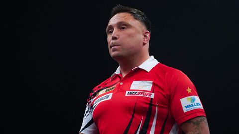 Winnaar Gerwyn Price blijkt voorspellende gave te hebben en onthult blessure: 'Is nog steeds niet over'