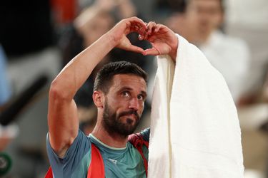 Toptennisser op Roland Garros kent turbulent leven: geboren in oorlog en verbroken relatie met model