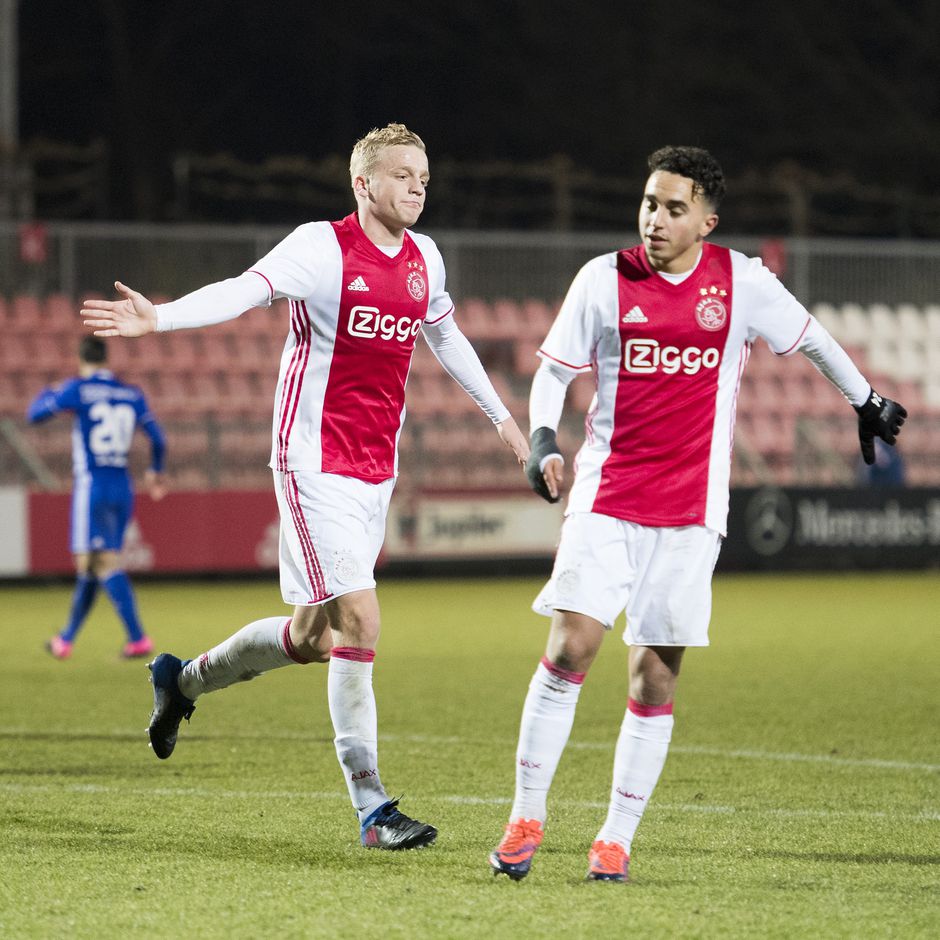 Lof voor beoogde Ajax-trainer Marcel Keizer na drama Abdelhak Nouri: 'Daar zijn wij hem heel dankbaar voor'