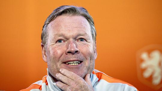 Oranje-international verrast bondscoach Ronald Koeman bij aankomst in Zeist: 'Even wat extra tijd nemen'