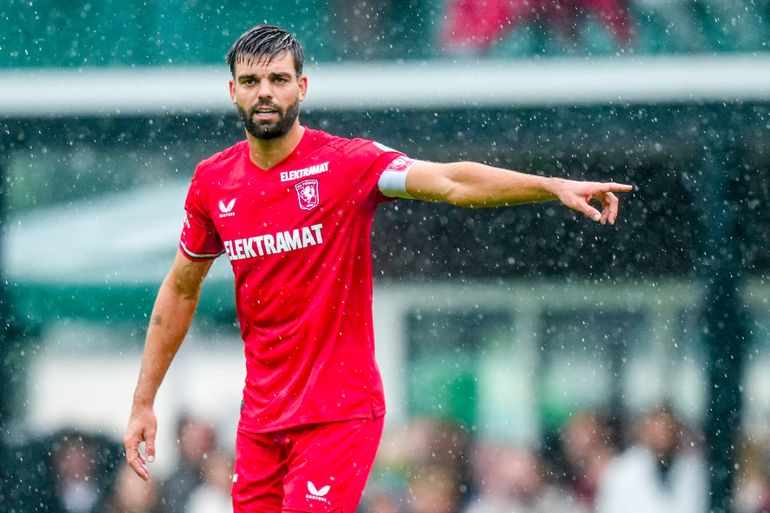 FC Twente raakt aanvoerder Robin Pröpper kwijt aan Schotse topclub: 'Deze club ademt voetbal'