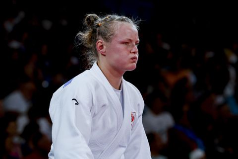 Nederlandse olympiër (30) maakt bizarre momenten mee in buitenlands ziekenhuis: 'Kakkerlakken liepen over de vloer'