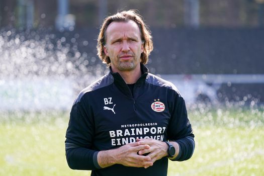 Boudewijn Zenden ziet vier sterren bij PSV in het 'team to beat': 'Van onopvallend goed naar opvallend goed'