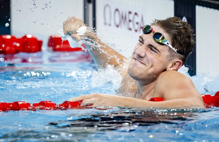 Caspar Corbeau stunt met brons op 200 meter schoolslag op Olympische Spelen