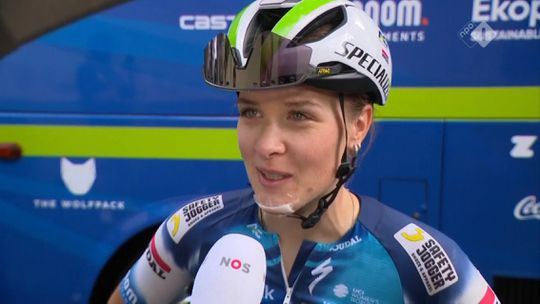 Nederlandse renster flink toegetakeld in Tour de France Femmes: 'Ik ben veel bloed verloren'
