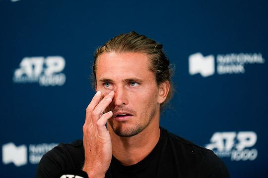 Worstelende toptennisser openhartig over steun in duistere periode: 'Ik heb daar tien dagen doorgebracht'