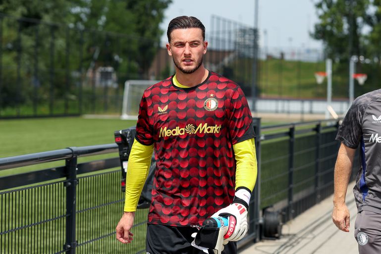 Geplaagde Justin Bijlow krijgt weer dreun: Feyenoord komt met opvallend nieuws