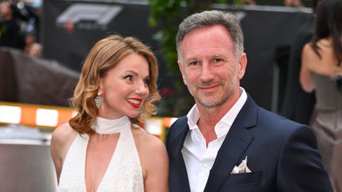 Christian Horner zet samen met zijn beroemde vrouw de bloemetjes buiten na ontslag bij Red Bull