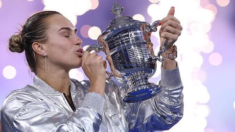 Toptennisster Aryna Sabalenka showt opvallende kleding voor US Open: 'Hier zijn ze nog niet klaar voor'