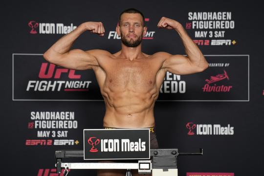 Nederlandse vechter Reinier de Ridder luidt noodklok over UFC: 'Het domste ooit, waarom doen we dit nog?'