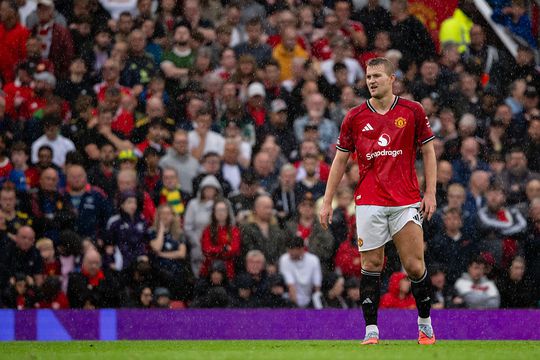 Matthijs de Ligt neemt het op voor opvolger Erik ten Hag: 'Absoluut onacceptabel!'