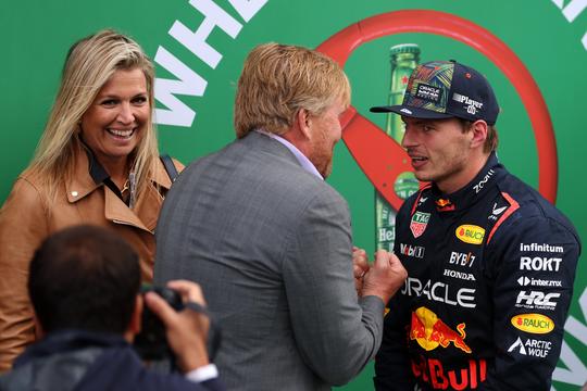 Koning Willem-Alexander spreekt stiekeme hoop uit bij GP in Zandvoort: 'Dat was wel mooi geweest'