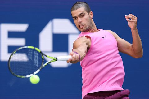 Carlos Alcaraz zet rivaal Jannik Sinner verder onder druk: toptennisser blijft foutloos op US Open