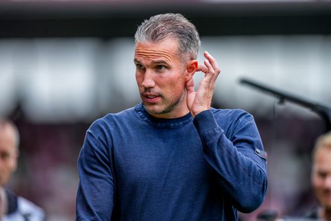 Robin van Persie blijft onvermoeid focussen op enkel en alleen Feyenoord: 'In alle opzichten een uitdagende maand'