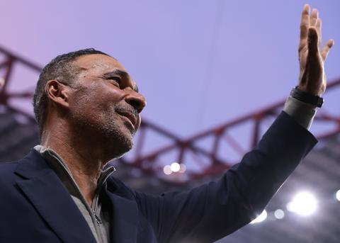 Voetbalicoon Ruud Gullit (63) legt uit waarom hij stopt met lucratieve bijbaan: 'Dat ging me opbreken'