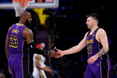 Megadeal van 8,7 miljard (!) in de NBA: Los Angeles Lakers schrijven sportgeschiedenis