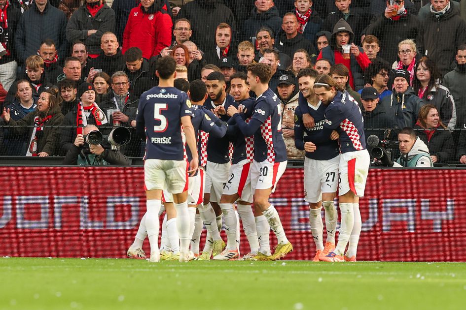 Live | PSV wil goede vorm doortrekken tegen Fortuna Sittard, Peter Bosz hakt knoopt door in spitspos