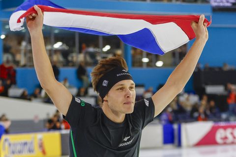 Medaillespiegel schaatsen | Welke ploeg en schaats(st)er pakt dit seizoen het vaakst goud, zilver en brons?