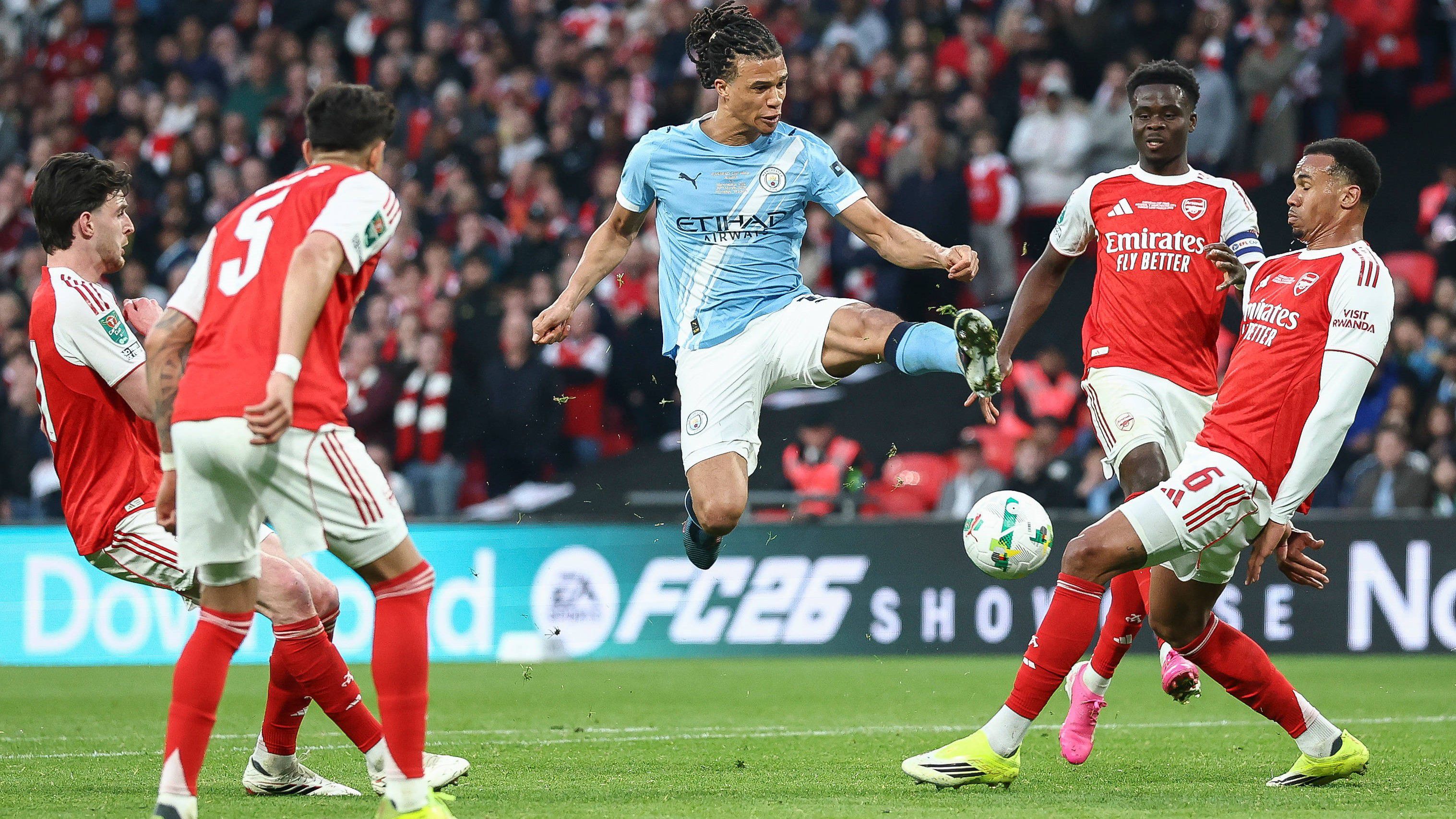 Арсенал и Манчестър Сити са фаворитите, които ще решат борбата за титлата в Англия