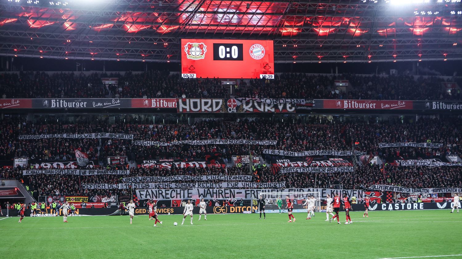 Байер имаше преимущество в последния мач срещу Байерн, но двубоят завърши 0:0.