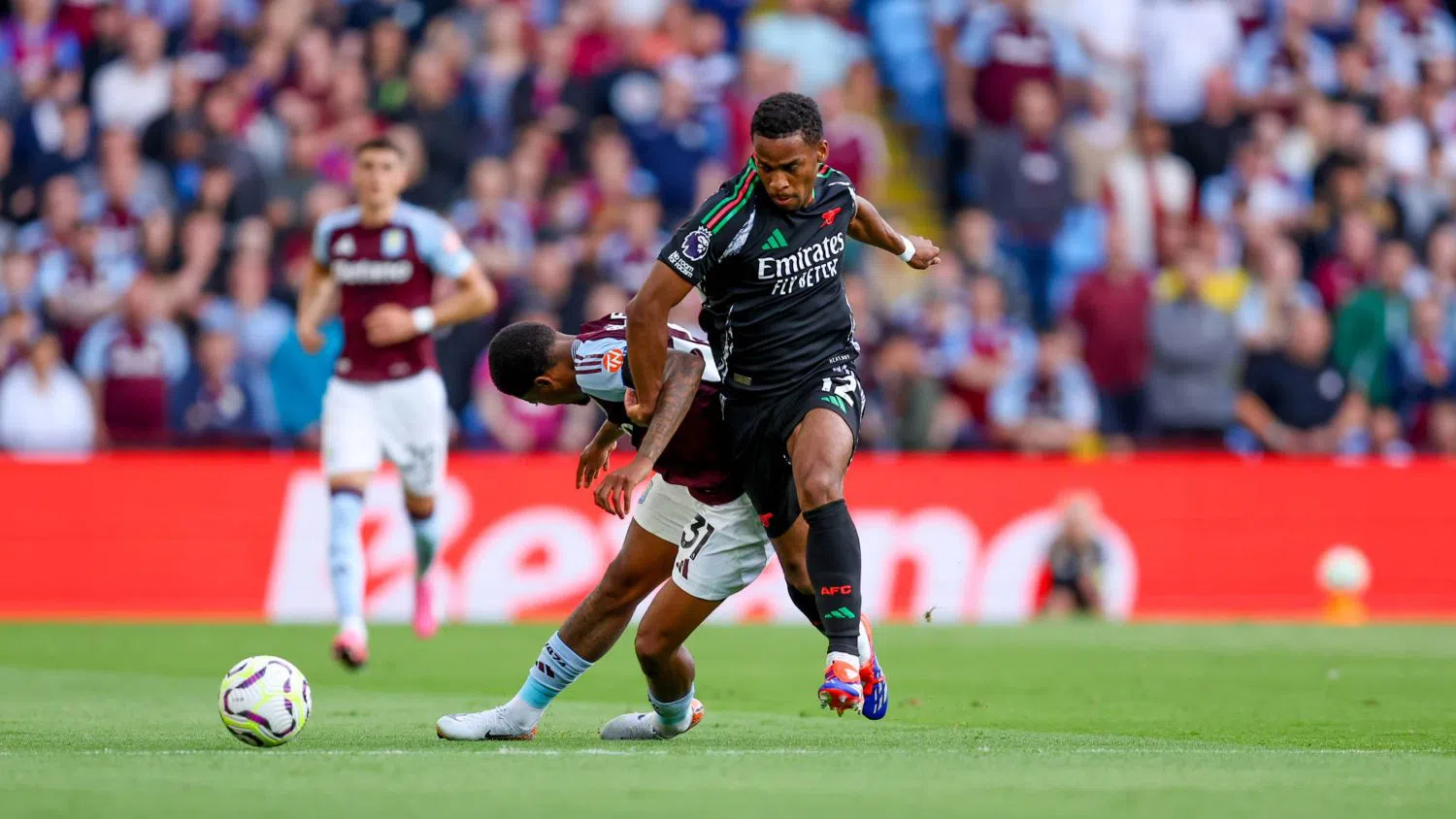 🏴󠁧󠁢󠁥󠁮󠁧󠁿ВИСША ЛИГА: Астън Вила ще има проблеми с Арсенал