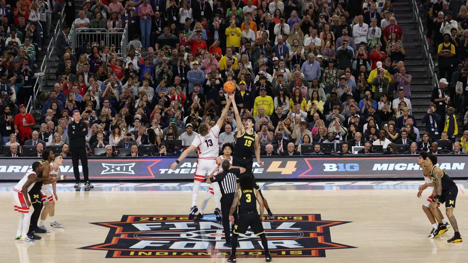 🏀 MARCH MADNESS: Мичиган ще са шампиони след 37 г. чакане