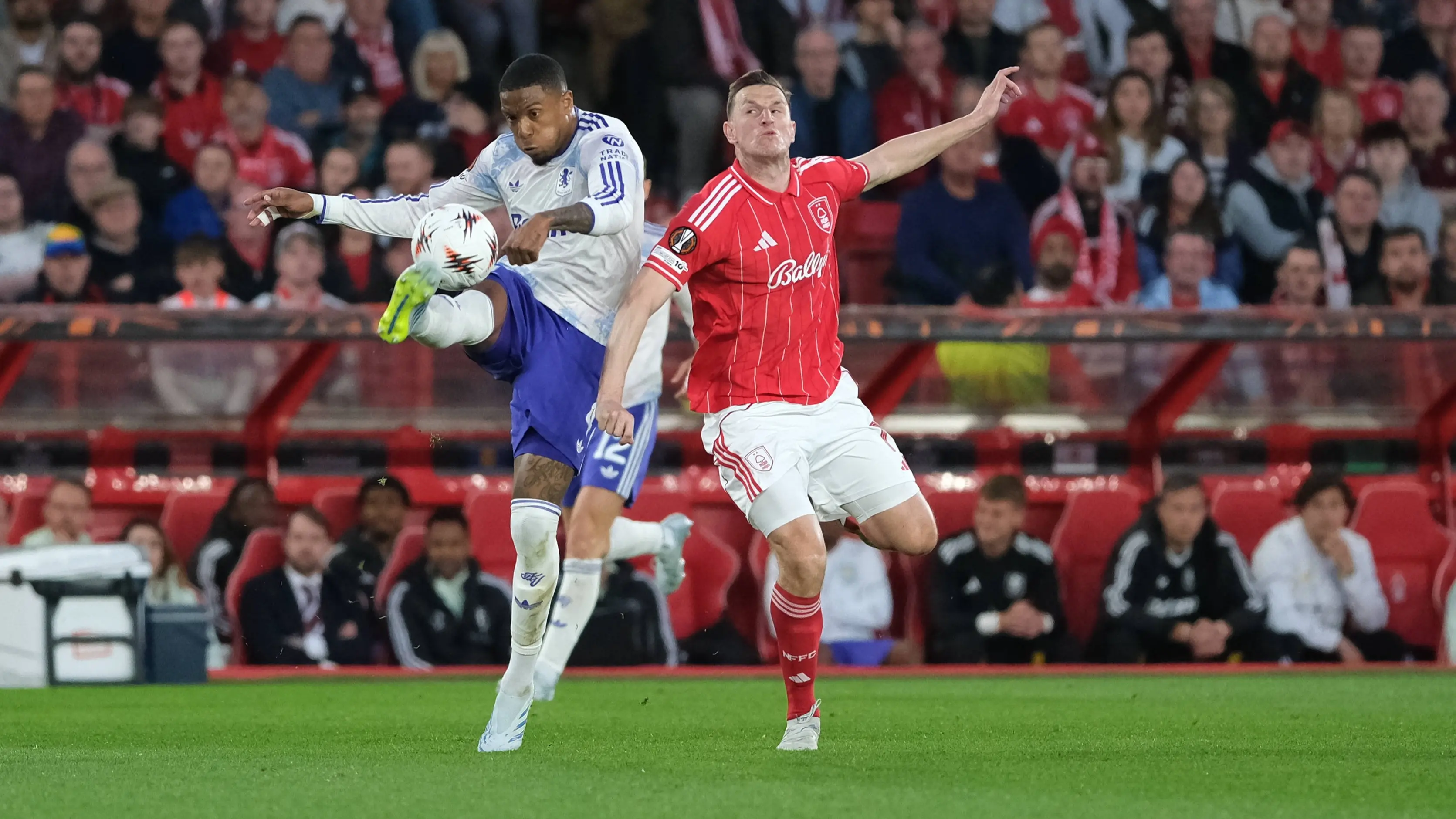 ⚽ ЛИГА ЕВРОПА: Нотингам Форест ще се класира за финала
