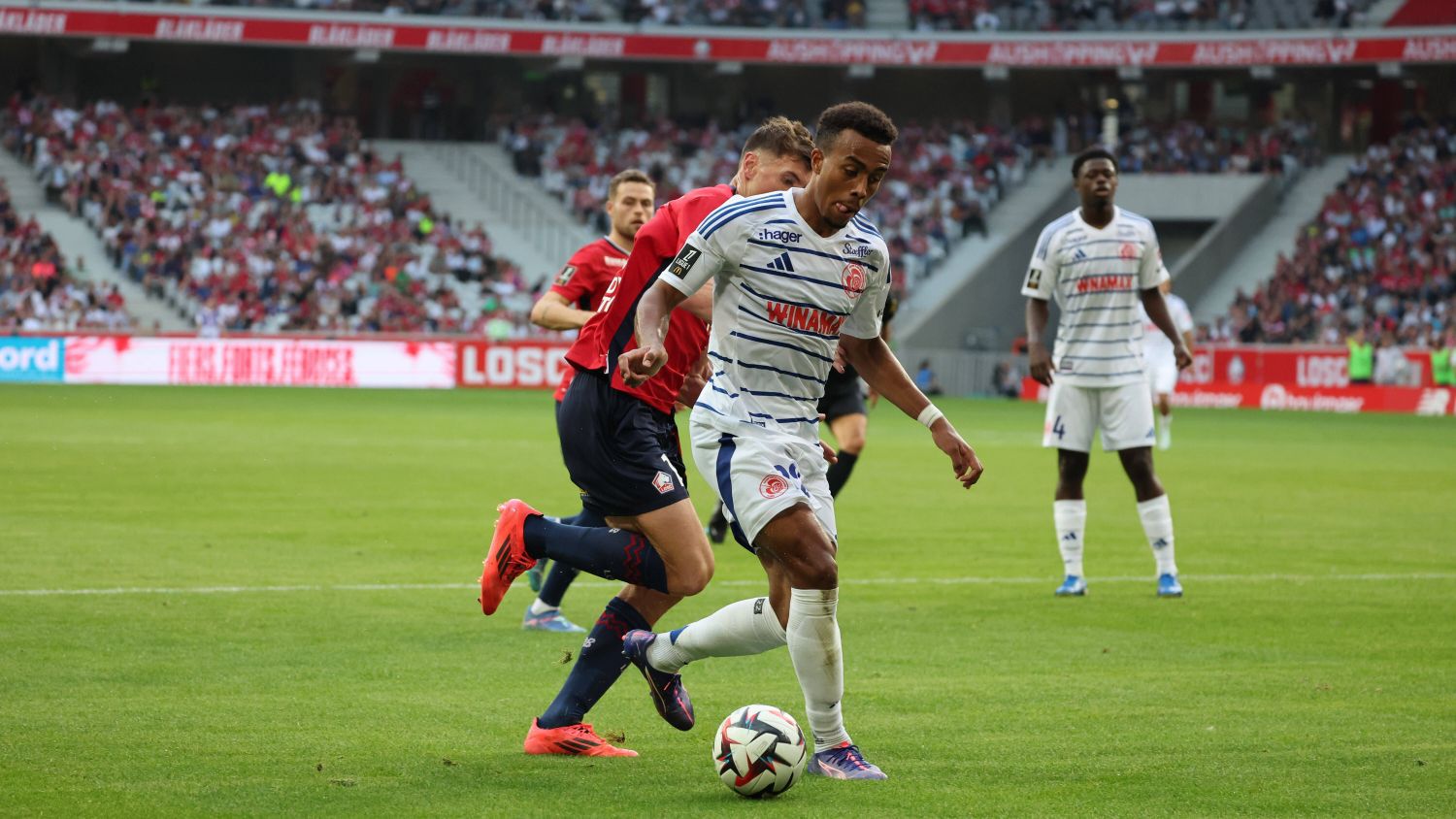 Страсбург и Лил ще водят равностойна битка.