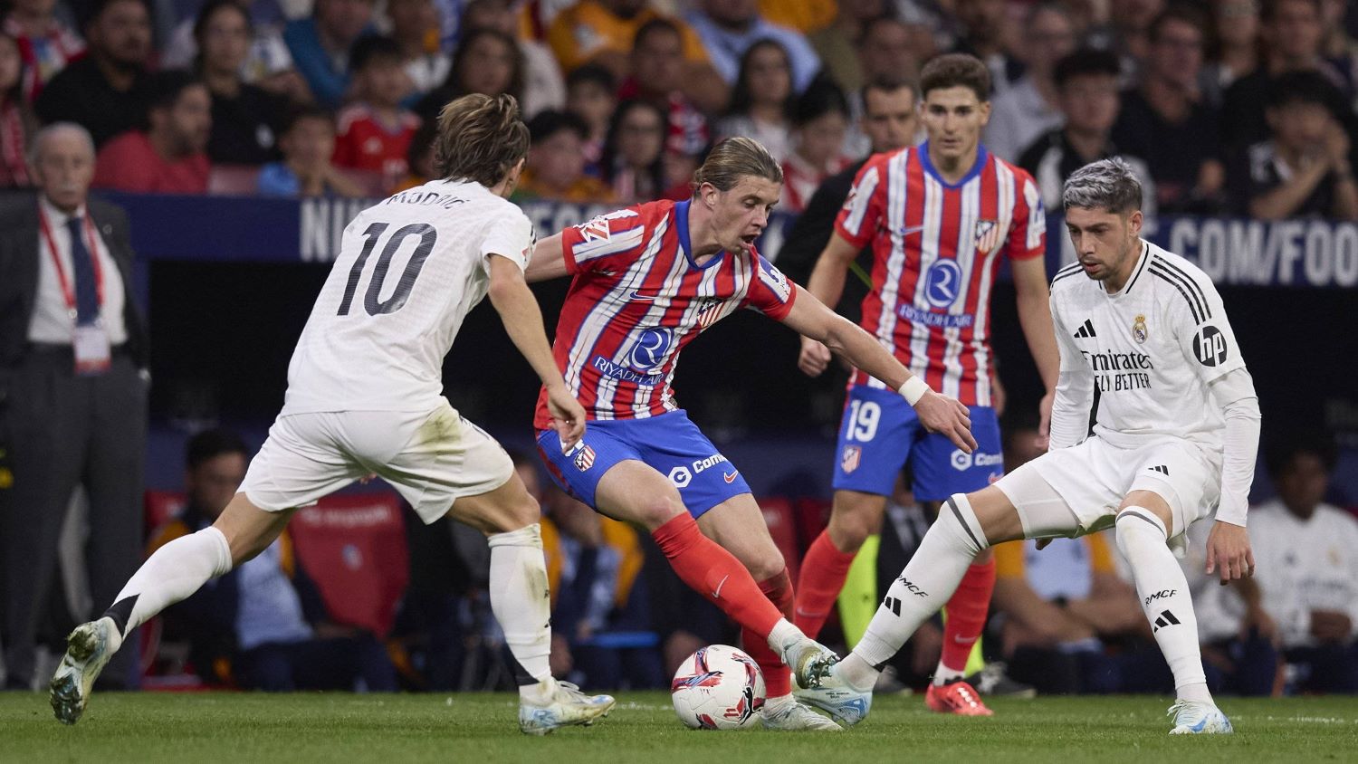 Последният мач между Реал и Атлетико завърши наравно.