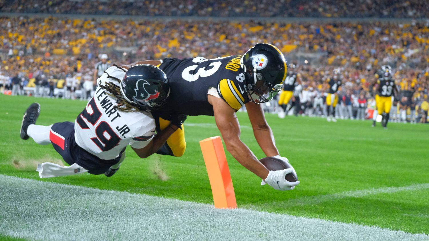 Хюстън има шанс да продължи напред.