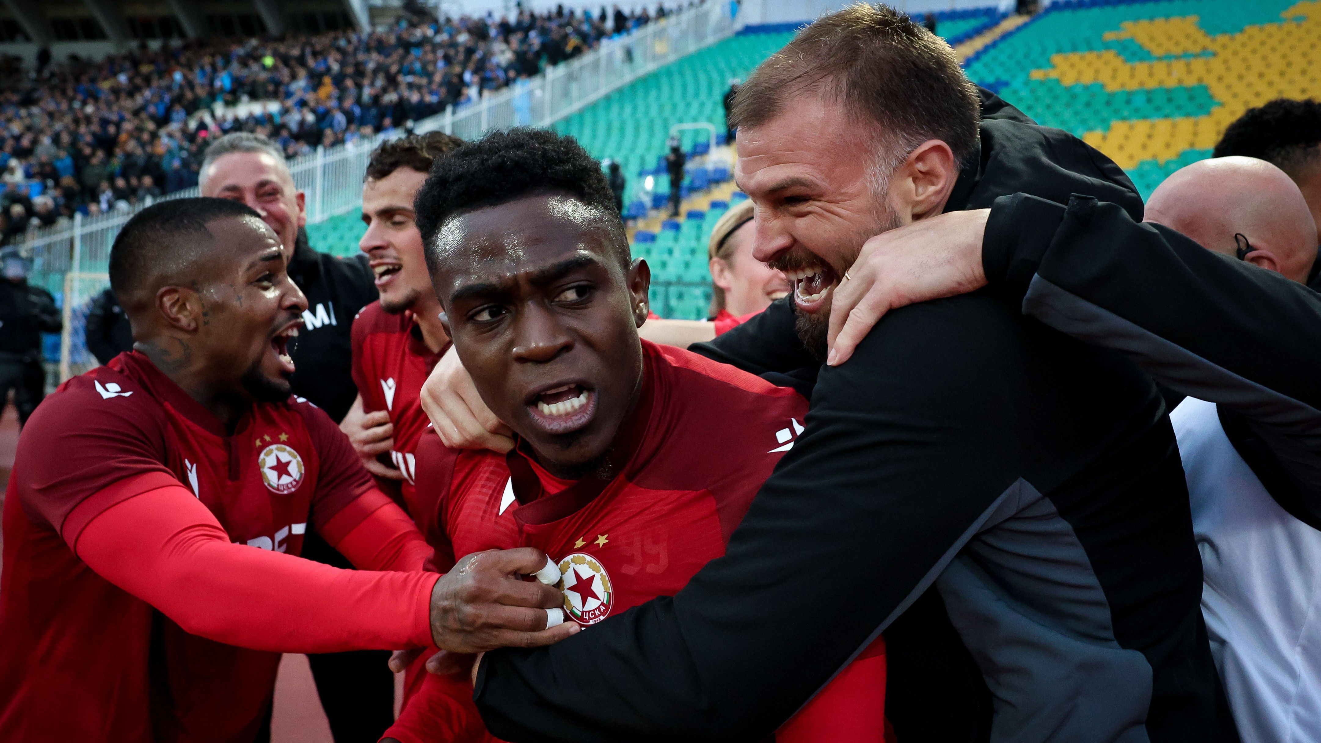 Джеймс Ето'о се разписа за победата на ЦСКА във Вечното дерби