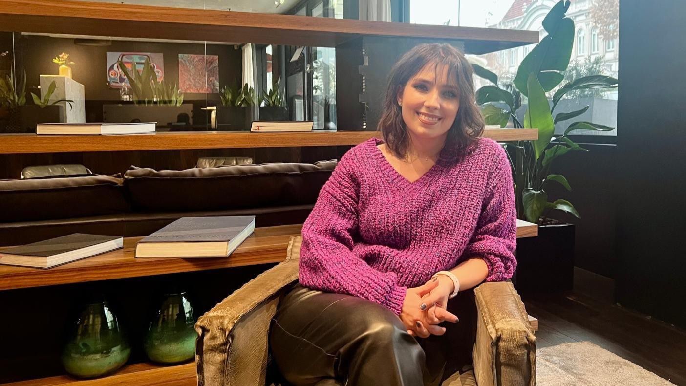 Кейт Никълс