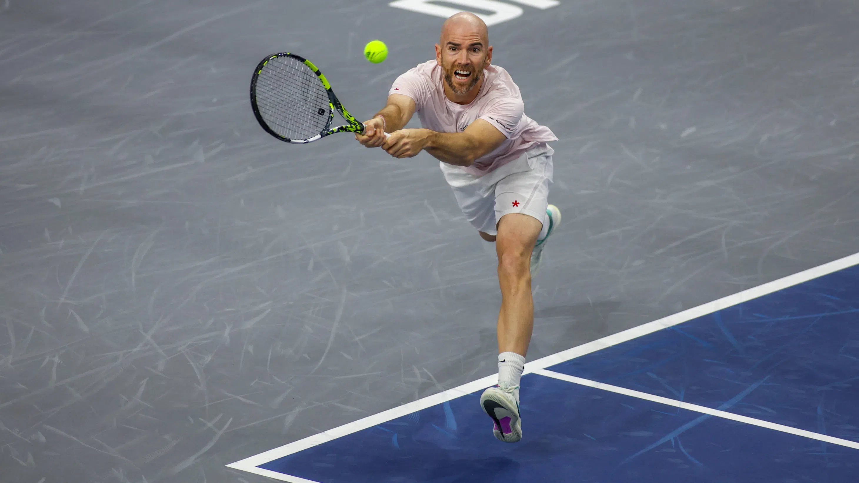 🎾 ТЕНИС МИКС: Победа за Манарино в първия кръг в Хертогенбош