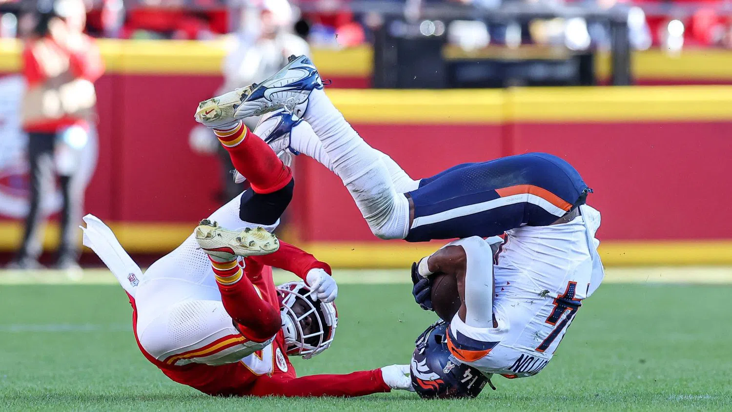 🏈 NFL: Домакинска загуба за Денвър срещу Канзас Сити